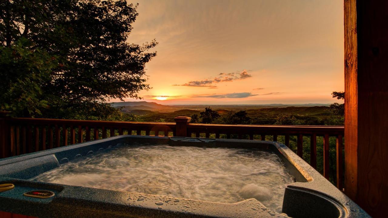Incredible Views Hot Tub Close To Everything Sevierville Dış mekan fotoğraf